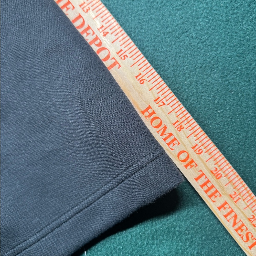 Nike Tech Fleece Shorts Black Youth XL - Picture 6 of 6